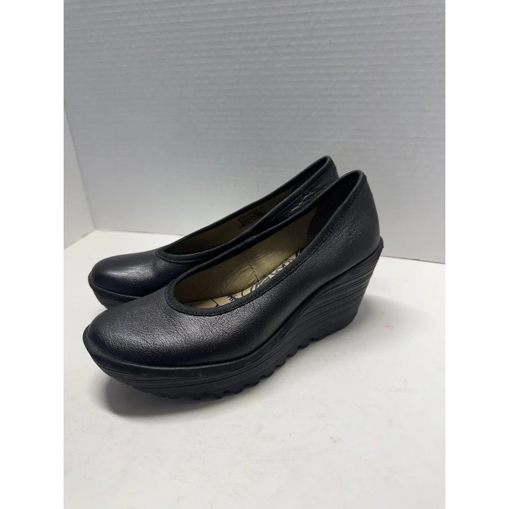 Fly London YAZ Black Leather Wedge Pumps Platform Shoes Size 37 6.5